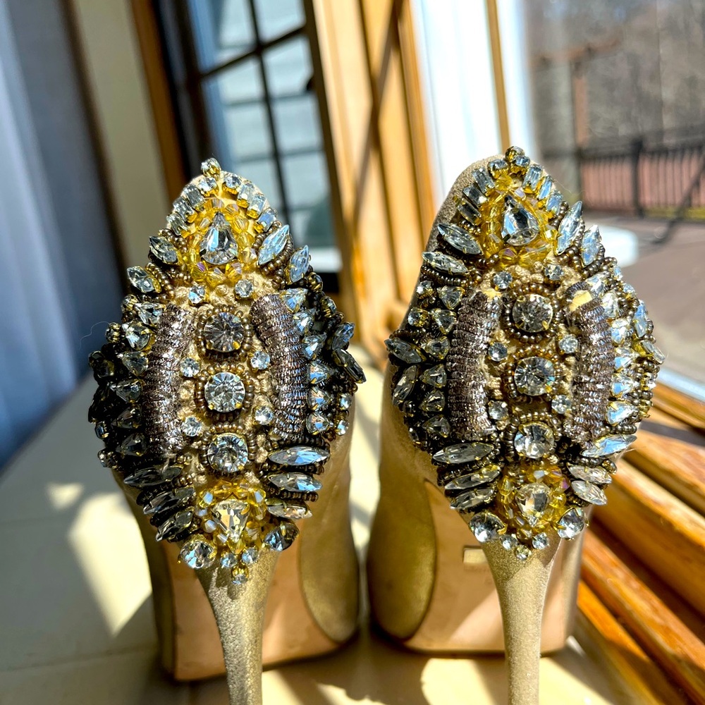 Badgley Mischka Light Gold Jeweled Heels
